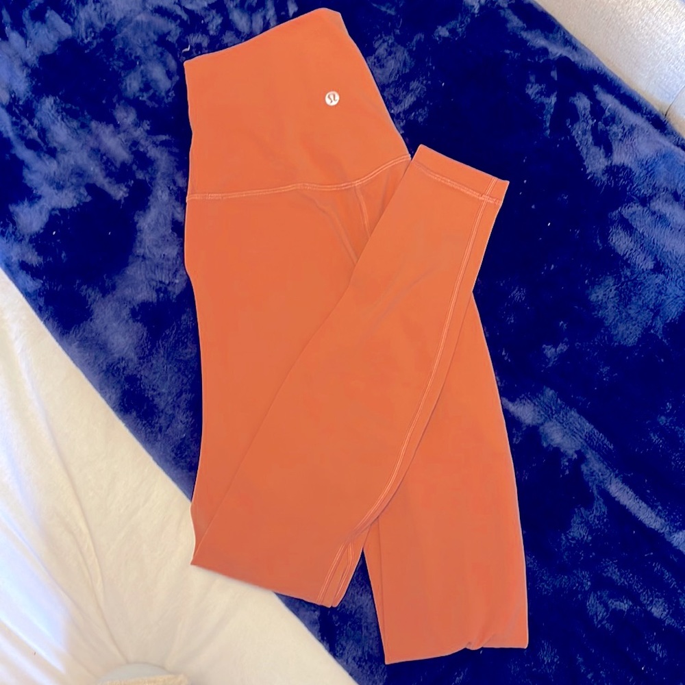 Size 4 lululemon salmon color align pants